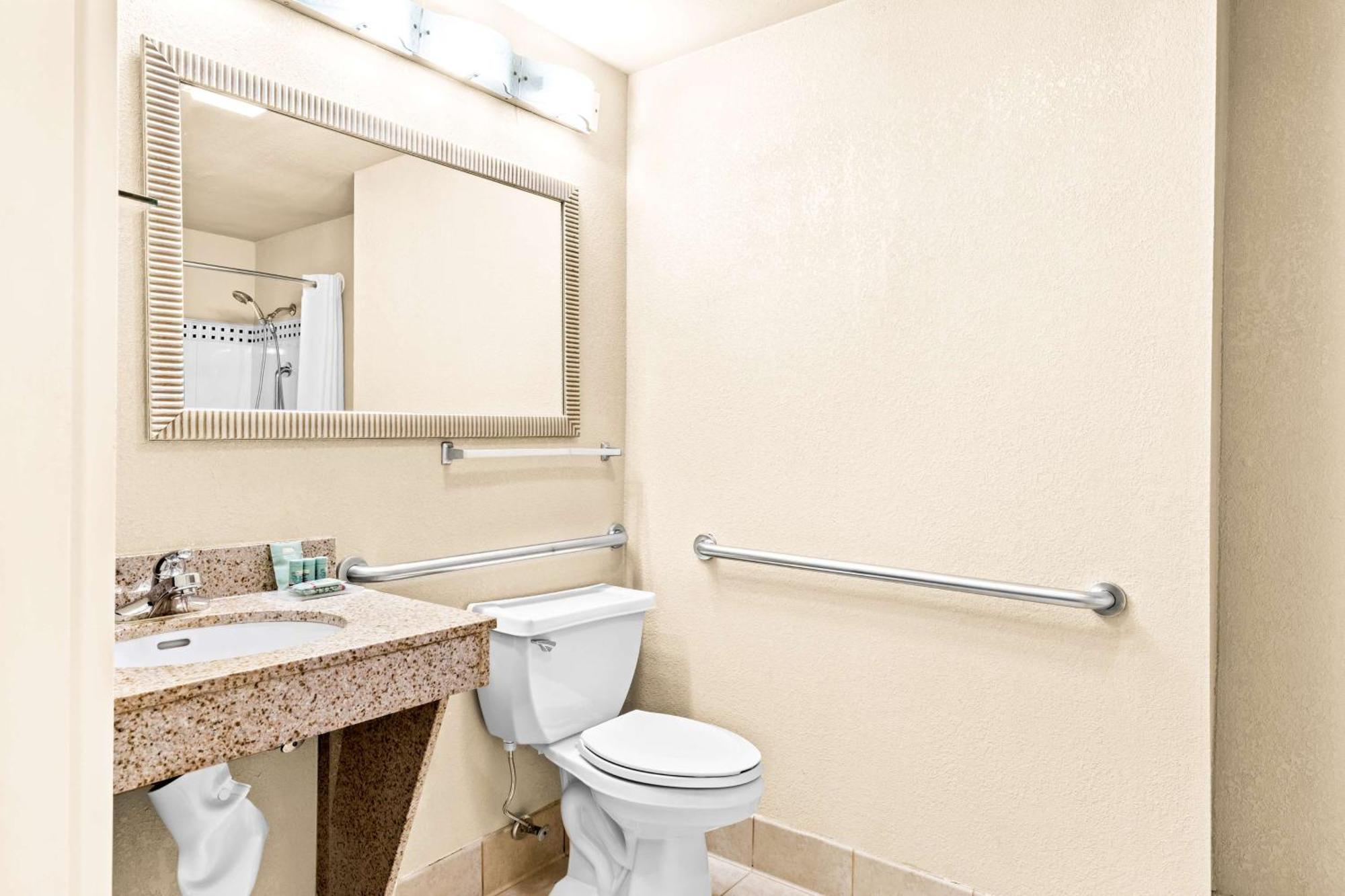 Best Western Gwinnett Center Duluth Exterior photo
